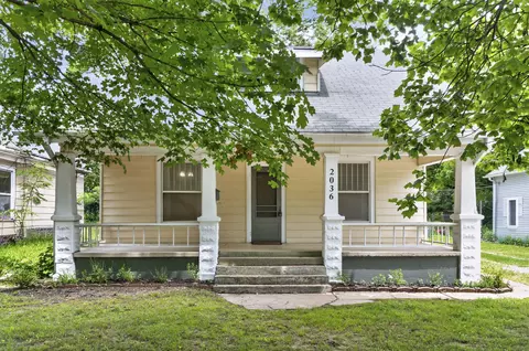 Exterior - 2036 N Johnston Ave, Springfield, MO 65803 photo 3 of 10