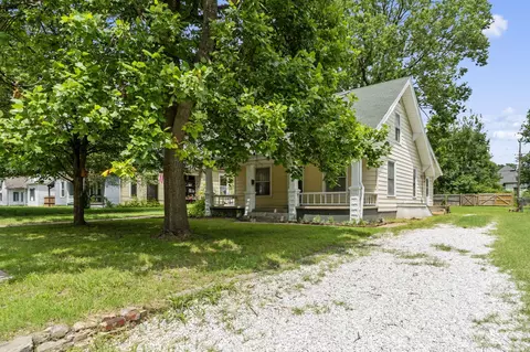 Exterior - 2036 N Johnston Ave, Springfield, MO 65803 photo 4 of 10