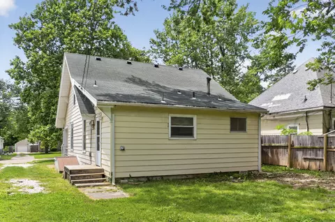 Exterior - 2036 N Johnston Ave, Springfield, MO 65803 photo 9 of 10