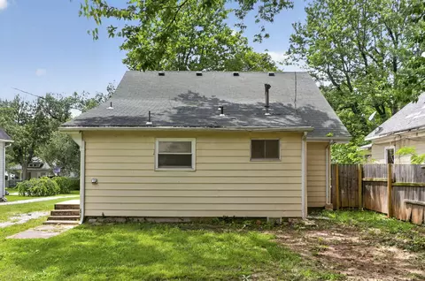 Exterior - 2036 N Johnston Ave, Springfield, MO 65803 photo 10 of 10