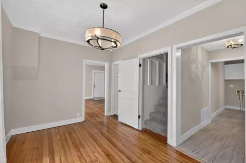 Entry Way - 2036 N Johnston Ave, Springfield, MO 65803 photo 1 of 2