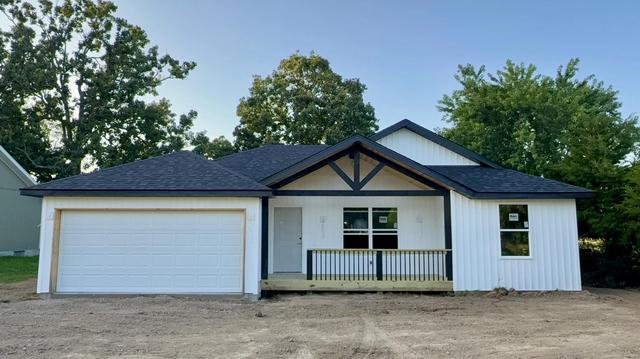 53 Blue Ridge Dr, Seymour, MO 65746