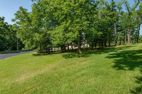 5201 S Nettleton Ave, Springfield, MO 65810 photo 4