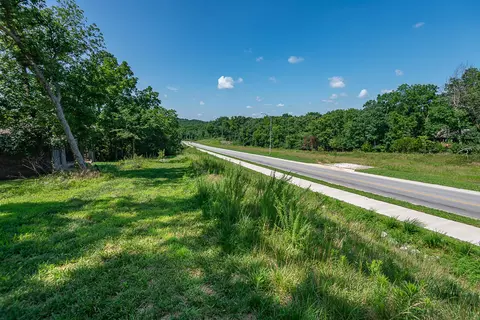 5201 S Nettleton Ave, Springfield, MO 65810 photo 9