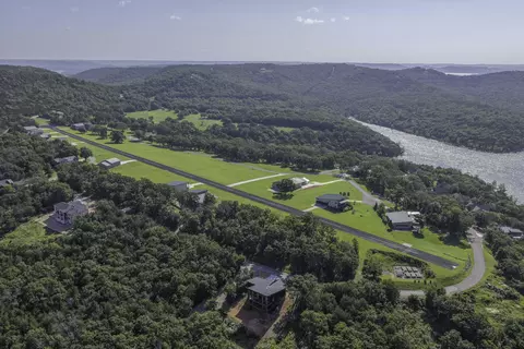 View/Area - 401 Discovery Bay Dr, Shell Knob, MO 65747 photo 7 of 8