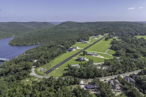 View/Area - 401 Discovery Bay Dr, Shell Knob, MO 65747 photo 2 of 8