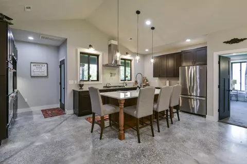 Kitchen - 401 Discovery Bay Dr, Shell Knob, MO 65747 photo 1 of 6