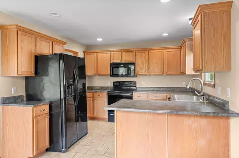 Kitchen - 259 Mesquite Dr, Branson, MO 65616 photo 4 of 6
