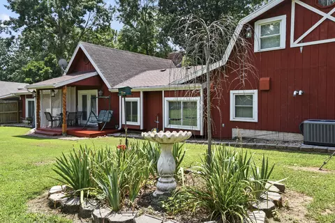 Exterior - 701 Spears Ave, Crane, MO 65633 photo 10 of 14