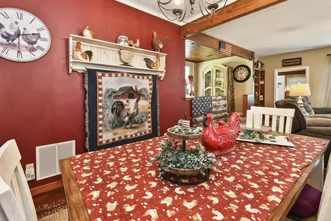 Dining - 701 Spears Ave, Crane, MO 65633 photo 4 of 5
