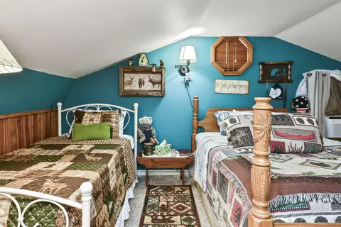 Bedroom - 701 Spears Ave, Crane, MO 65633 photo 3 of 4