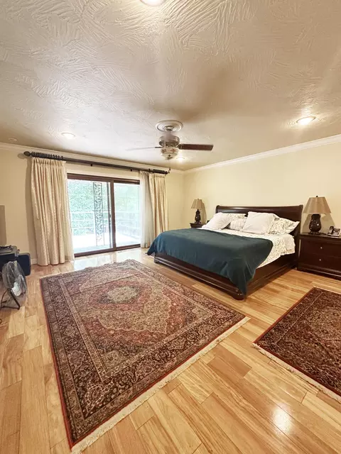 Bedroom - 2550 E Sparkleberry Ln, Springfield, MO 65804 photo 1 of 4