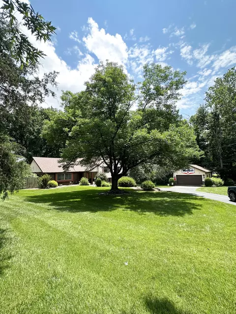 Exterior - 2550 E Sparkleberry Ln, Springfield, MO 65804 photo 14 of 14
