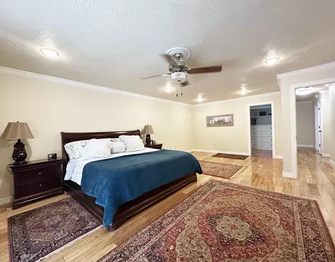 Bedroom - 2550 E Sparkleberry Ln, Springfield, MO 65804 photo 2 of 4
