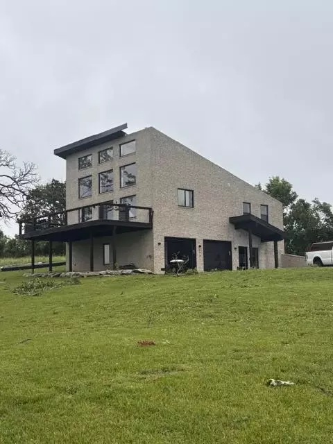893 Jenkins Rd, Sparta, MO 65753