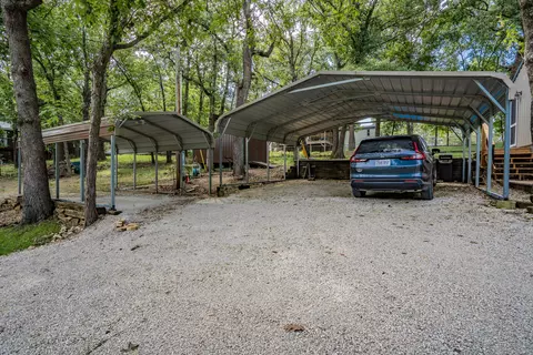 Exterior - 23100 County Road 286, Pittsburg, MO 65724 photo 5 of 7