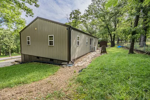 Exterior - 23100 County Road 286, Pittsburg, MO 65724 photo 4 of 7