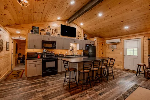 Kitchen - 23100 County Road 286, Pittsburg, MO 65724 photo 1 of 4