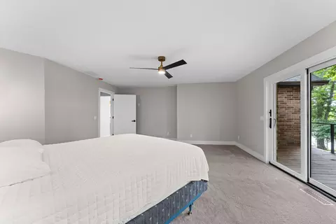 Bedroom - 23878 Cherry Ln, Shell Knob, MO 65747 photo 3 of 10