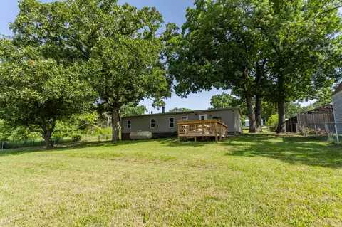 Exterior - 137 Plaza Dr, Branson, MO 65616 photo 5 of 6