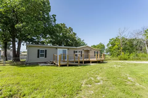 Exterior - 137 Plaza Dr, Branson, MO 65616 photo 2 of 6