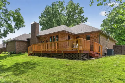 Exterior - 3402 S Valley View Ave, Springfield, MO 65804 photo 6 of 7