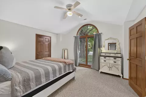 Bedroom - 3402 S Valley View Ave, Springfield, MO 65804 photo 3 of 4