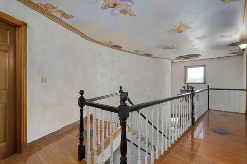 Entry Way - 4967 S Buckingham Ln, Springfield, MO 65810 photo 2 of 3