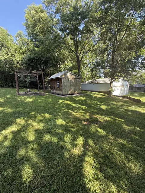 Exterior - 112 South St, Crane, MO 65633 photo 6 of 7