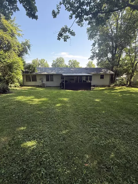 Exterior - 112 South St, Crane, MO 65633 photo 5 of 7
