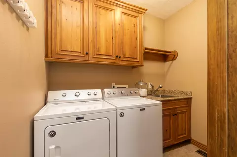 Other - 3941 E Windsmore Dr, Springfield, MO 65802 photo 4 of 14