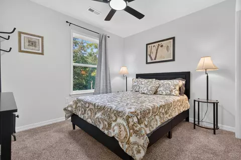 Bedroom - 281 Woodbridge Estates Dr, Branson, MO 65616 photo 3 of 4