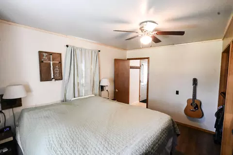 Bedroom - 167 Landers Ln, Gainesville, MO 65655 photo 2 of 2