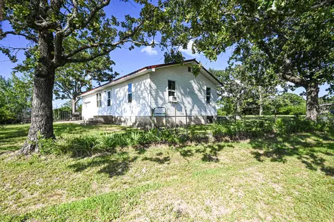 Exterior - 167 Landers Ln, Gainesville, MO 65655 photo 11 of 12
