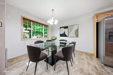 Dining - 5632 S Newton Ave, Springfield, MO 65810 photo 3 of 3