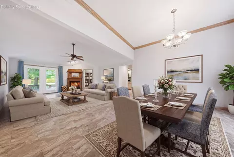 Dining - 5632 S Newton Ave, Springfield, MO 65810 photo 1 of 3
