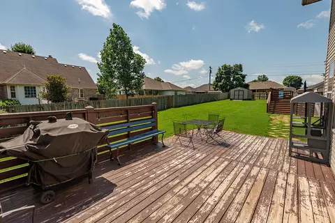 Exterior - 308 S Coventry Cir, Nixa, MO 65714 photo 4 of 12