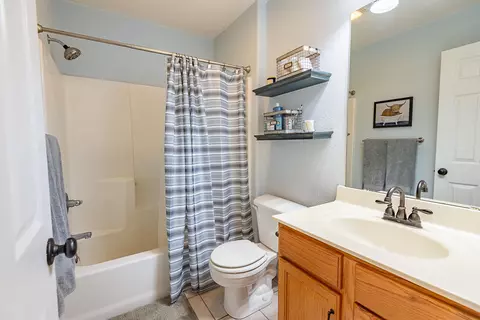 Bath - 308 S Coventry Cir, Nixa, MO 65714 photo 5 of 5