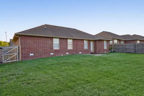 Exterior - 3526 S Juniper Ave, Springfield, MO 65804 photo 2 of 5