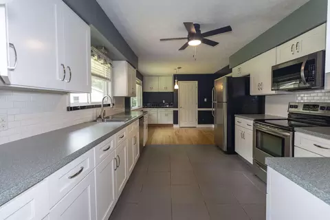 Kitchen - 2703 E Portland St, Springfield, MO 65804 photo 6 of 6