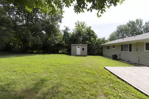 Exterior - 2703 E Portland St, Springfield, MO 65804 photo 5 of 7