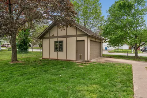 4018 W Dover St, Springfield, MO 65802 photo 28
