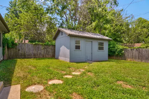 821 Edgewood St, Springfield, MO 65807 photo 32