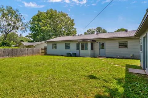 821 Edgewood St, Springfield, MO 65807 photo 30