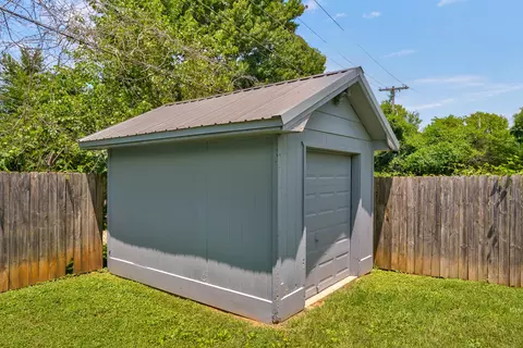 821 Edgewood St, Springfield, MO 65807 photo 28