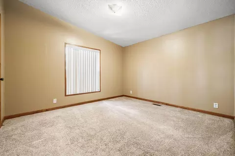 Bedroom - 192194 Cheyenne Rd, Tunas, MO 65764 photo 5 of 12