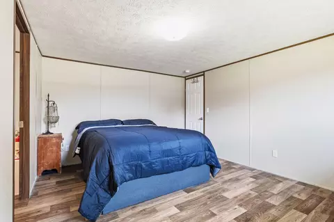 Bedroom - 192194 Cheyenne Rd, Tunas, MO 65764 photo 8 of 12