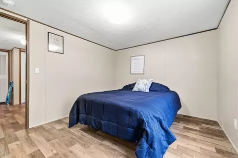 Bedroom - 192194 Cheyenne Rd, Tunas, MO 65764 photo 12 of 12