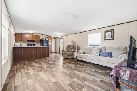 Living - 192194 Cheyenne Rd, Tunas, MO 65764 photo 5 of 6