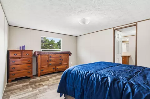 Bedroom - 192194 Cheyenne Rd, Tunas, MO 65764 photo 7 of 12